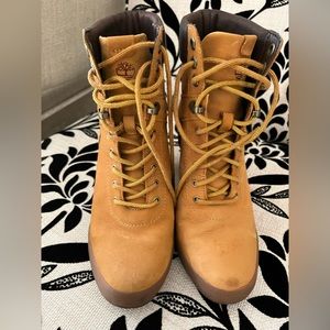 TIMBERLAND Women's Camdale Field Boots | Timberland